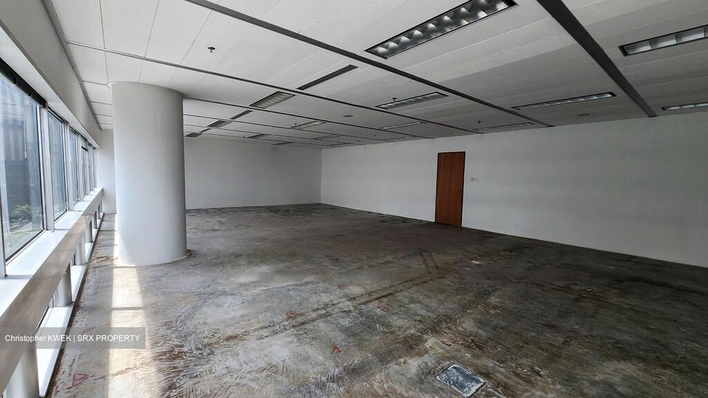 Gateway East (D7), Office #469320581
